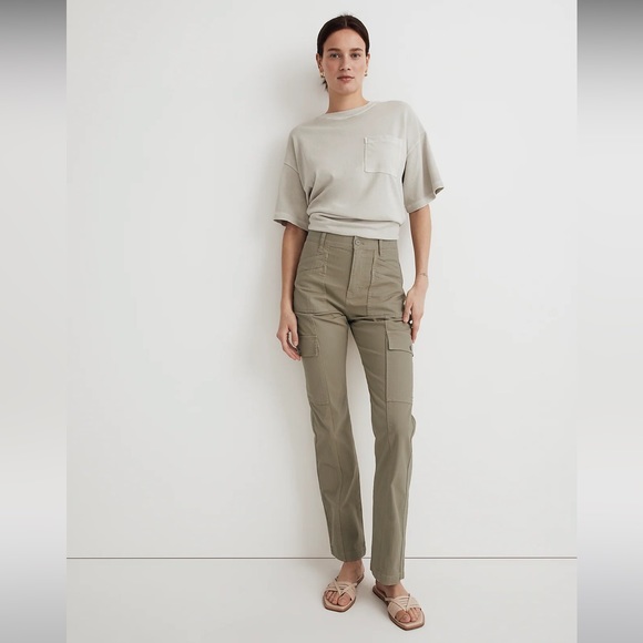 Madewell Garment Dyed ‘90s Straight Cargo Pant - Picture 1 of 5